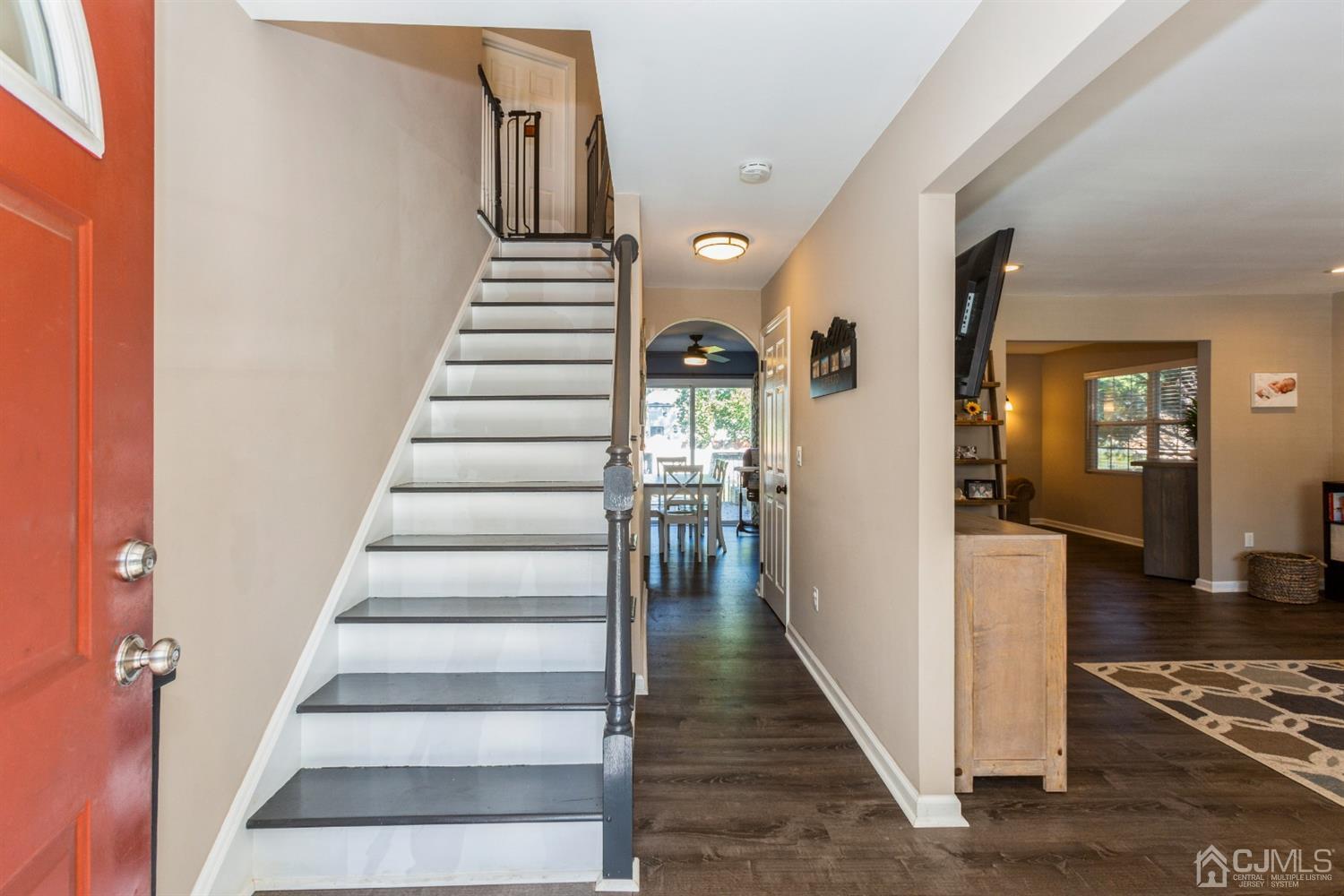 324 Walnut Street Dunellen, NJ 08812 - Photo 8 of 25 Gallery Image 8