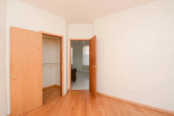 $1,700 | 537 North Claremont Avenue, Unit 1, Chicago, IL 60612