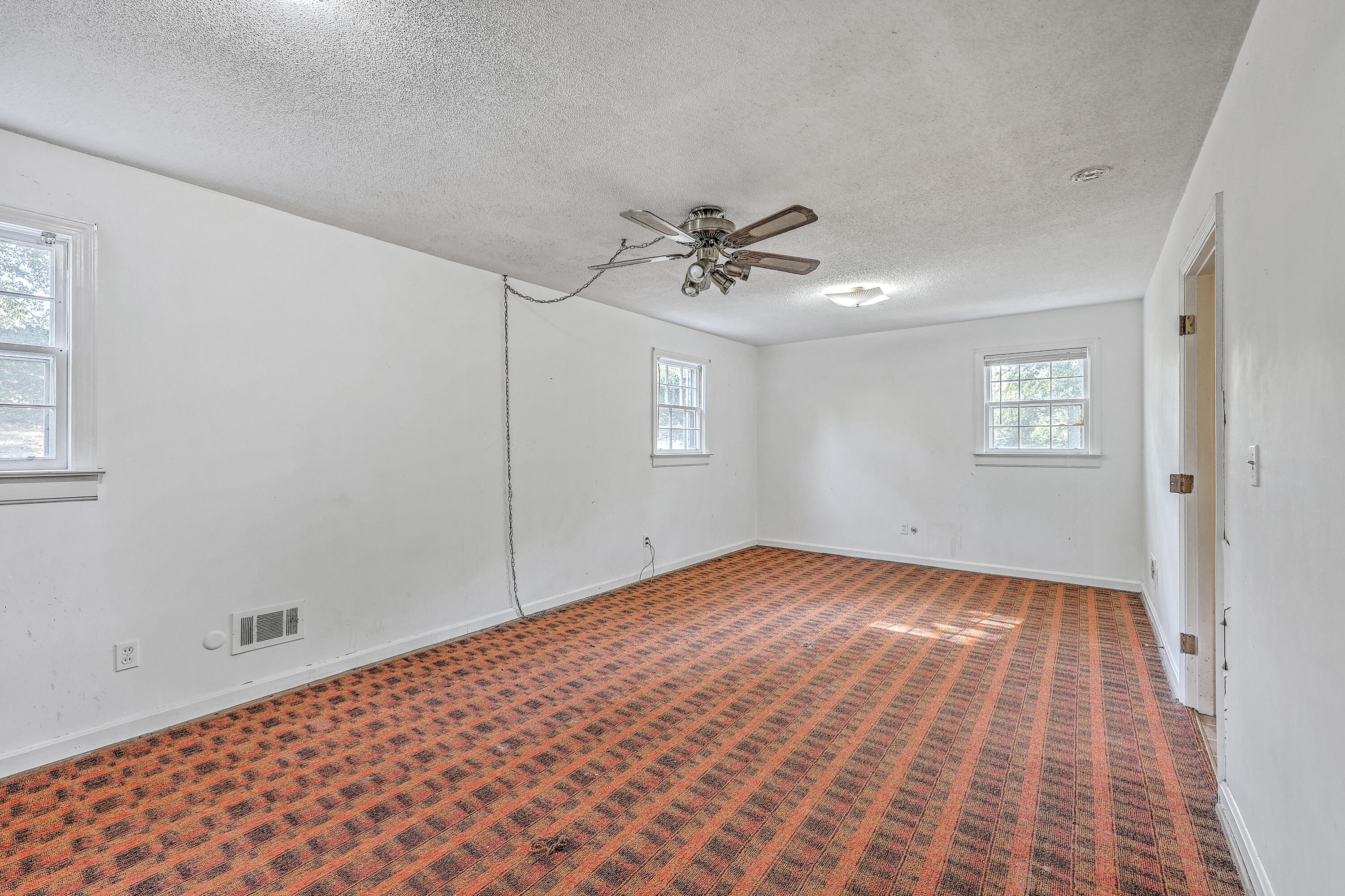 1915 Cheltenham Lane Columbia, SC 29223 - Photo 34 of 38 ZYN_7478_79_80_81_82_83_84