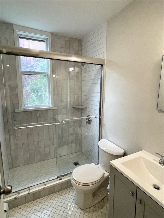13 Anderson Street, Unit 1 Boston, MA 02114 - Photo 8 of 9