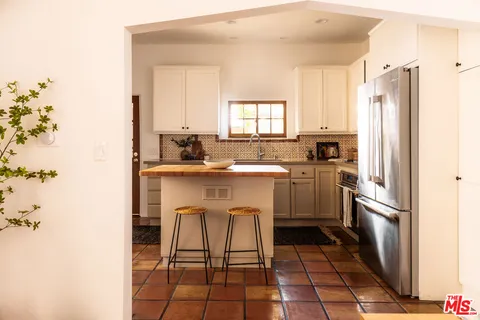 $2,395,000 | 2501 Kenilworth Avenue, Los Angeles, CA 90039