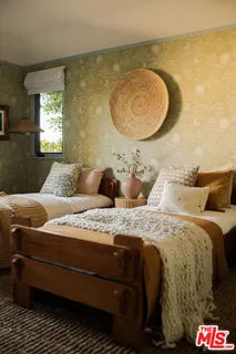 $2,395,000 | 2501 Kenilworth Avenue, Los Angeles, CA 90039