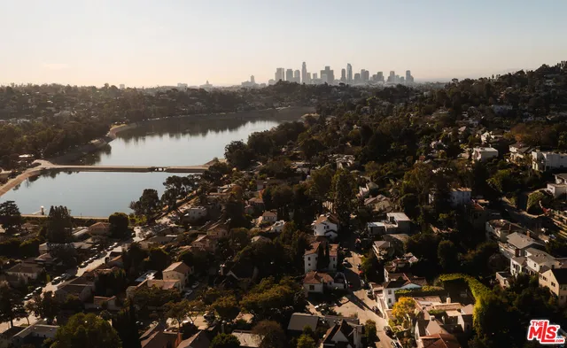 $2,395,000 | 2501 Kenilworth Avenue, Los Angeles, CA 90039