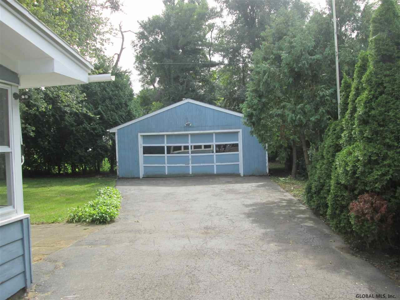 1221 Highbridge Road Rotterdam, NY 12303 - Photo 27 of 32 Photo 28