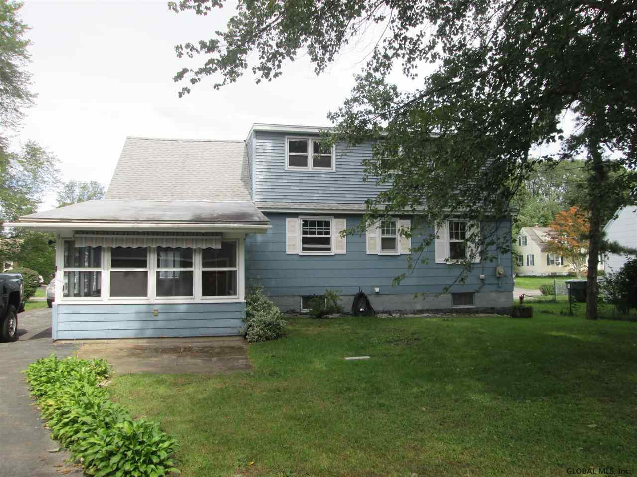 1221 Highbridge Road Rotterdam, NY 12303 - Photo 3 of 32 Photo 4