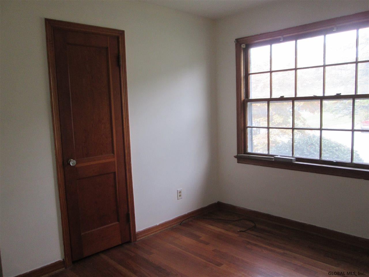 1221 Highbridge Road Rotterdam, NY 12303 - Photo 10 of 32 Photo 11