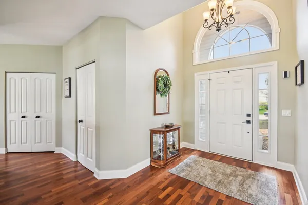 $430,000 | 17113 Como Avenue, Lockport, IL 60441