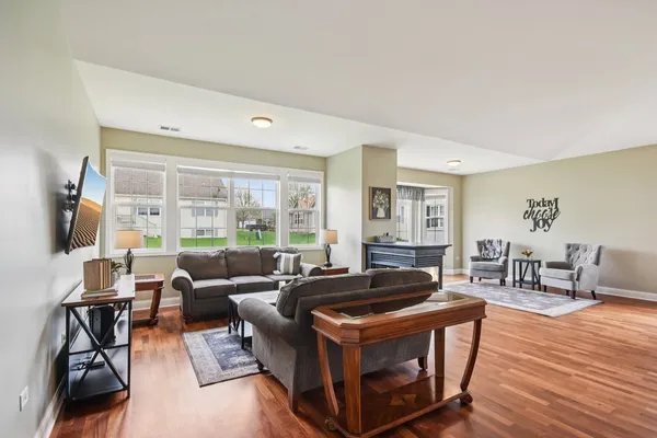 $430,000 | 17113 Como Avenue, Lockport, IL 60441