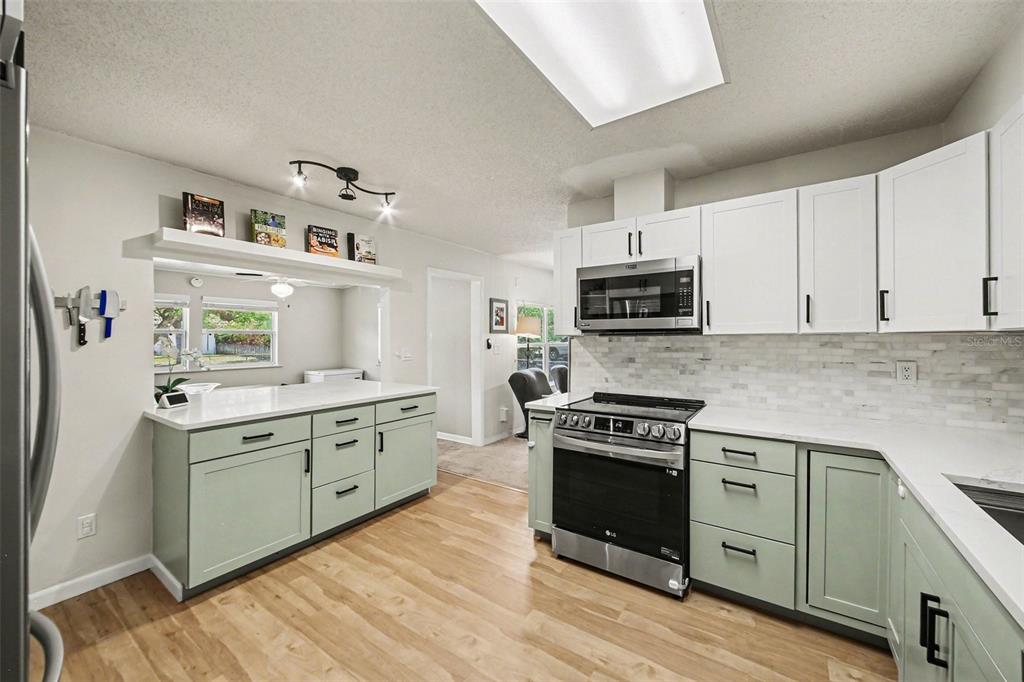 461 Jasmine Road Casselberry, FL 32707 - Photo 4 of 27