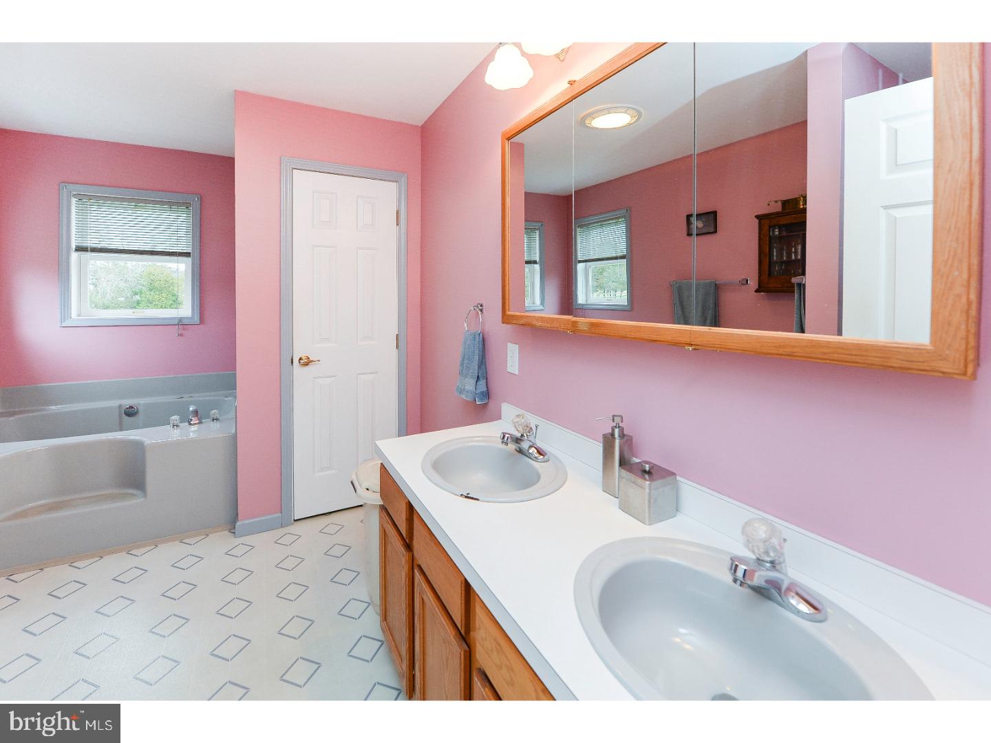 230 Pierson Road Alloway, NJ 08098 - Photo 13 of 25 Bathroom