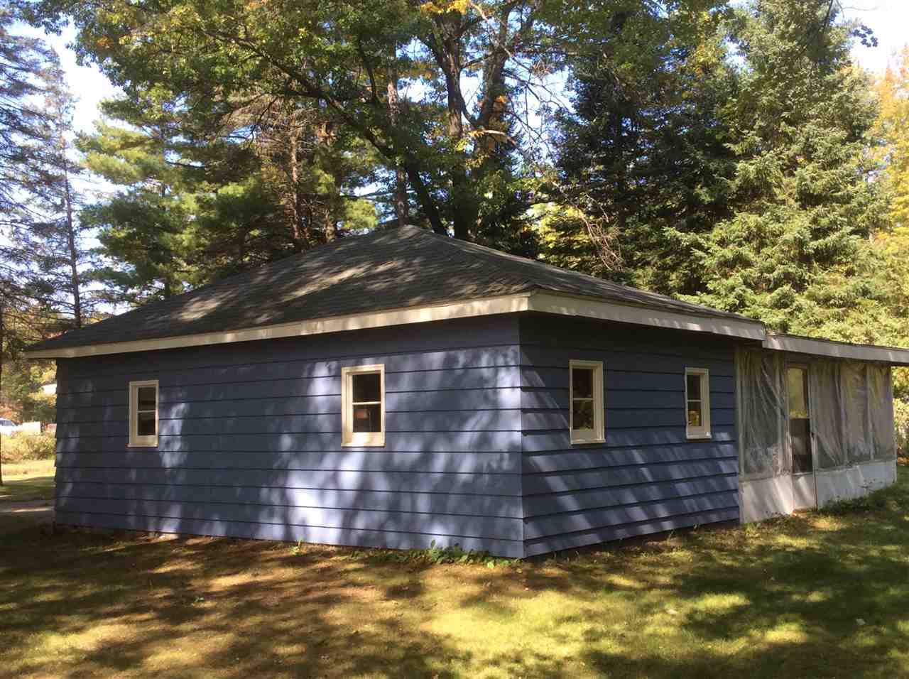 1824 Littlefield Road Farwell, MI 48622 - Photo 3 of 38 1880255-2.JPG