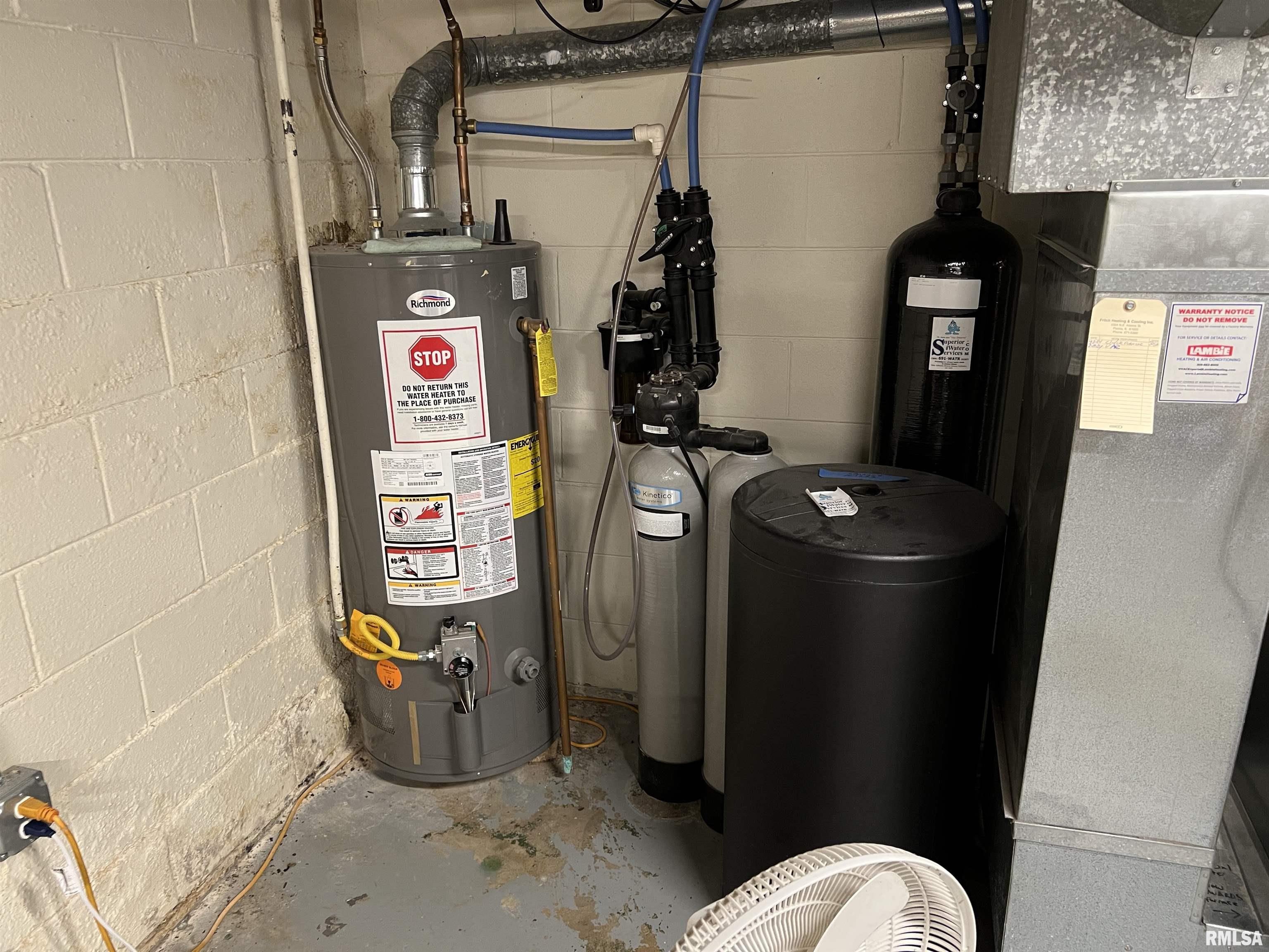 1328 West Circle Road Peoria, IL 61604 - Photo 19 of 21