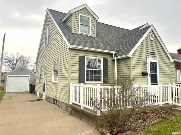 $145,000 | 1328 West Circle Road, Peoria, IL 61604