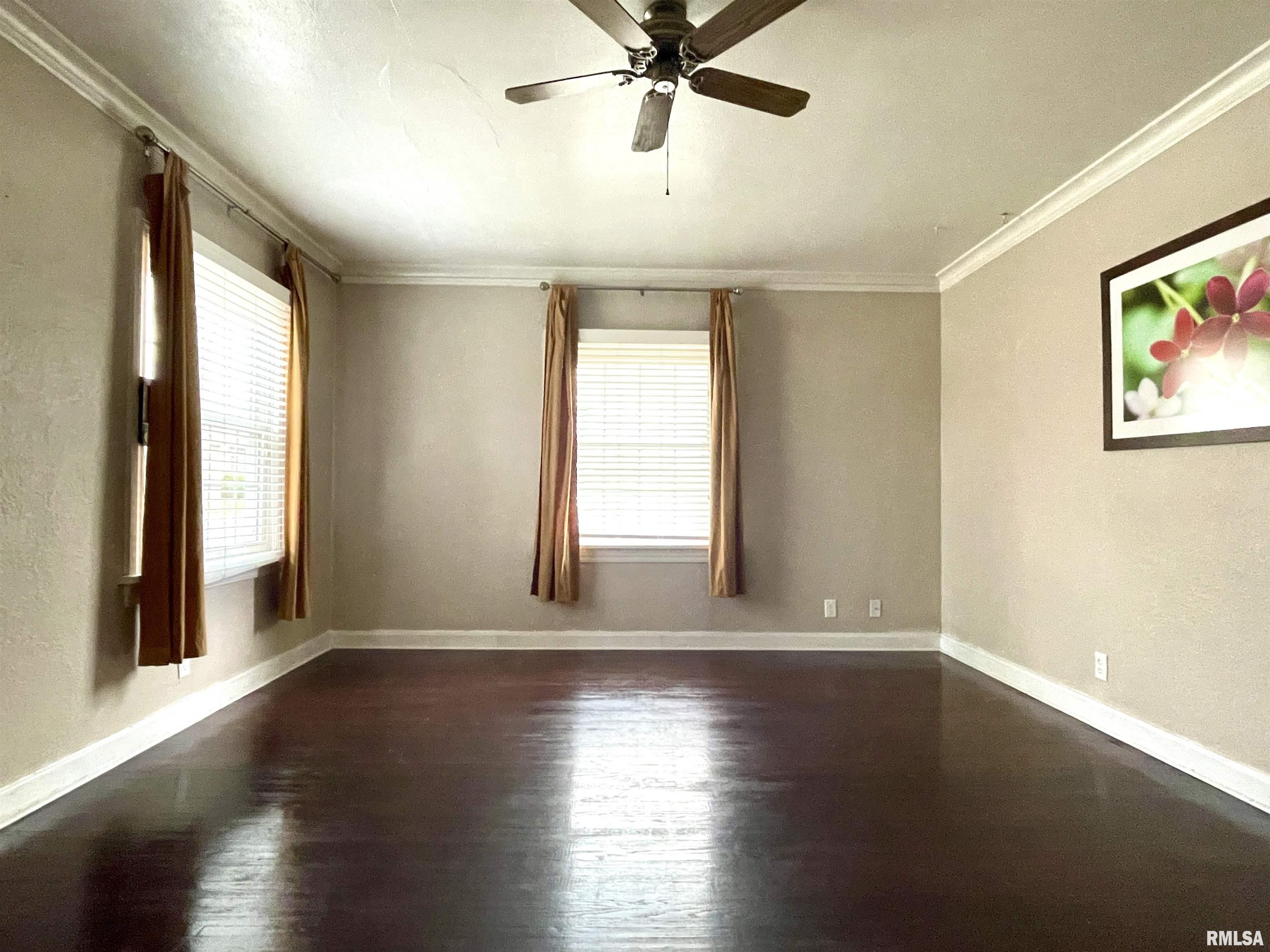 1328 West Circle Road Peoria, IL 61604 - Photo 8 of 40