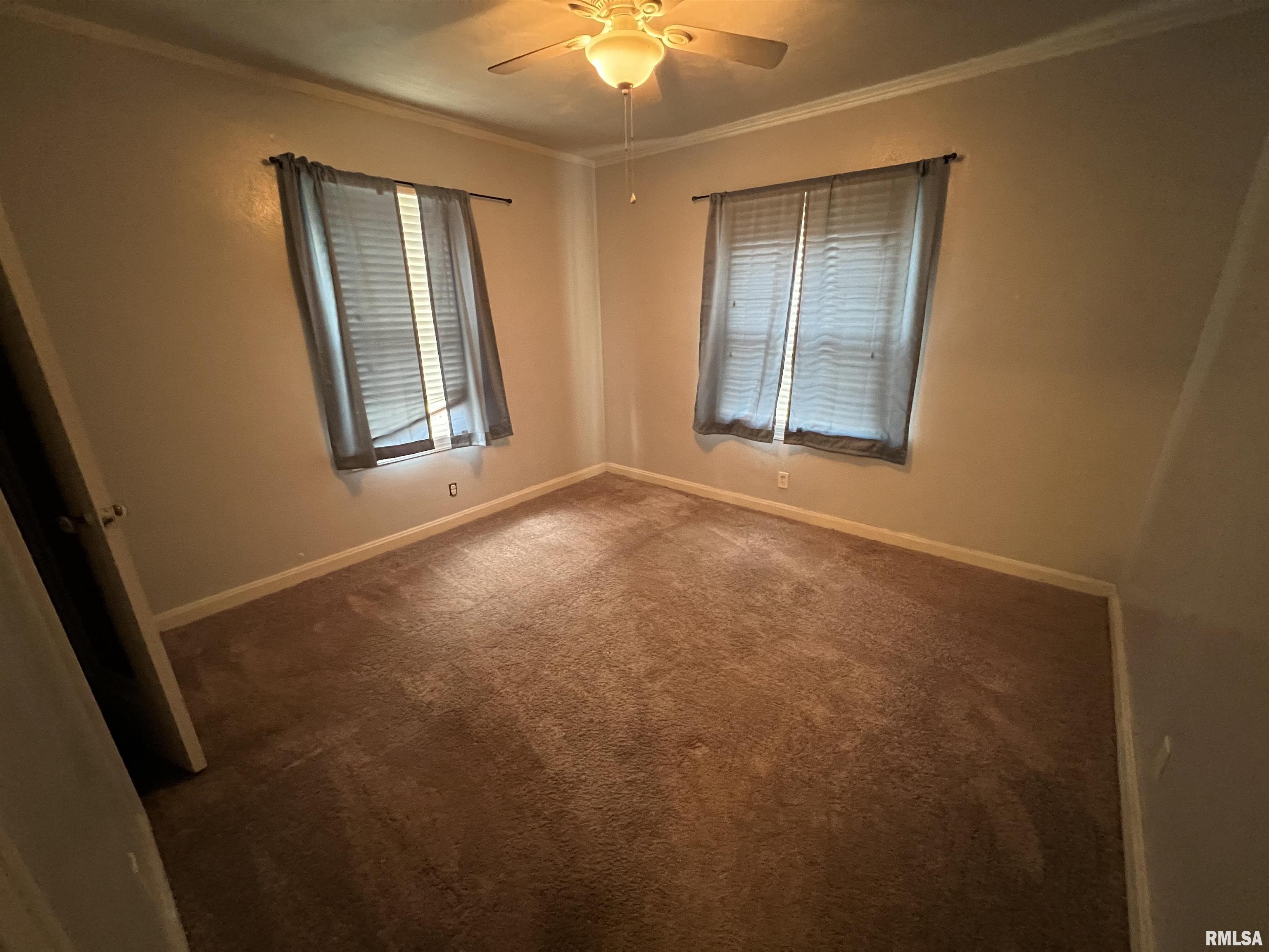 1328 West Circle Road Peoria, IL 61604 - Photo 8 of 21