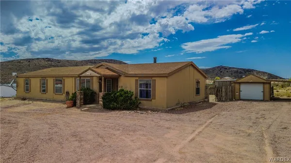 $209,900 | 21243 North Red Mountain Drive, White Hills, AZ 86445