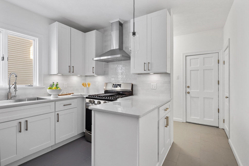 44-46 Pinkham Road, Unit 1 Medford, MA 02155 - Photo 7 of 19