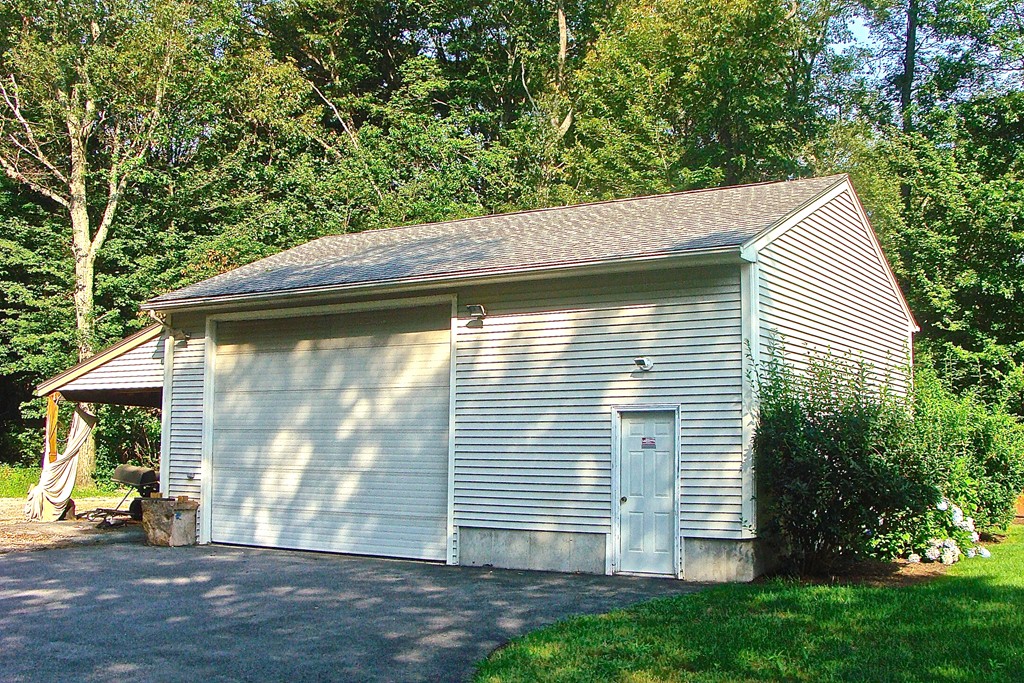 50 Harding Street Milford, MA 01757 - Photo 4 of 30 Gallery Image 4