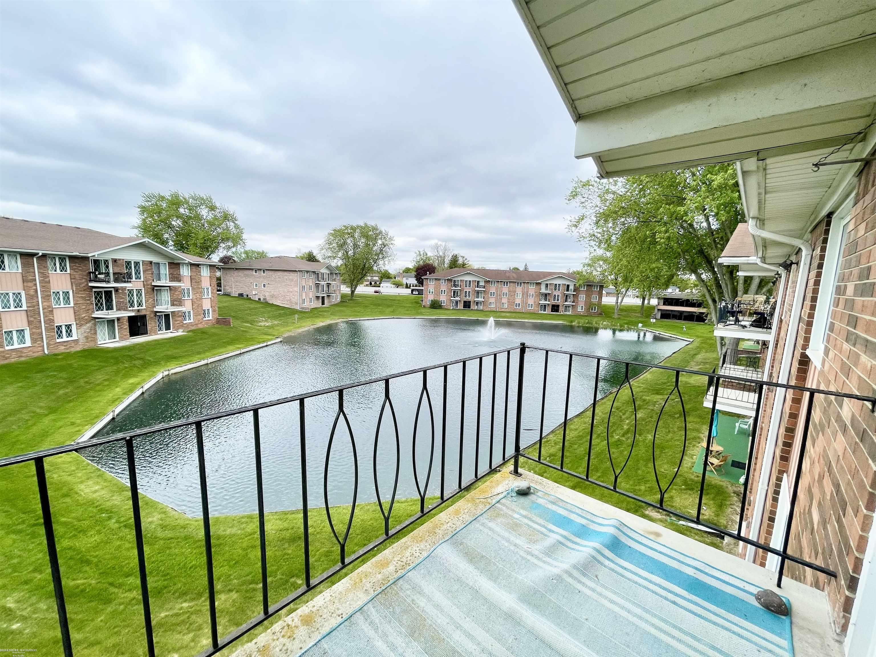 54749 Shelby Road, Unit 65 / 4 Utica, MI 48316 - Photo 20 of 28