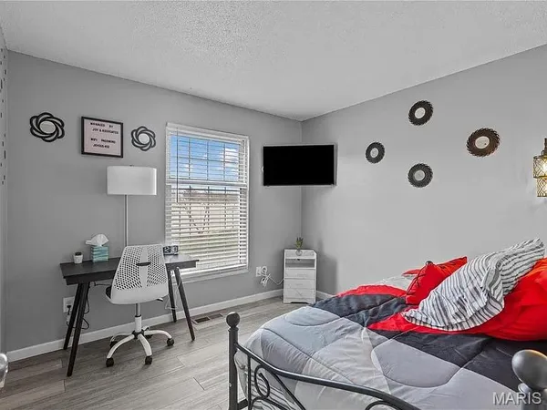 $105,000 | 452 Chapel Ridge Drive, Unit B, Hazelwood, MO 63042