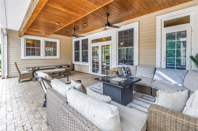 $1,490,000 | 546 26th Avenue North, St. Petersburg, FL 33704