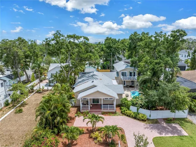 $1,490,000 | 546 26th Avenue North, St. Petersburg, FL 33704