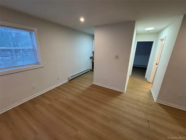 $1,650 | 98 East Market Street, Unit F7, Hyde Park, NY 12538