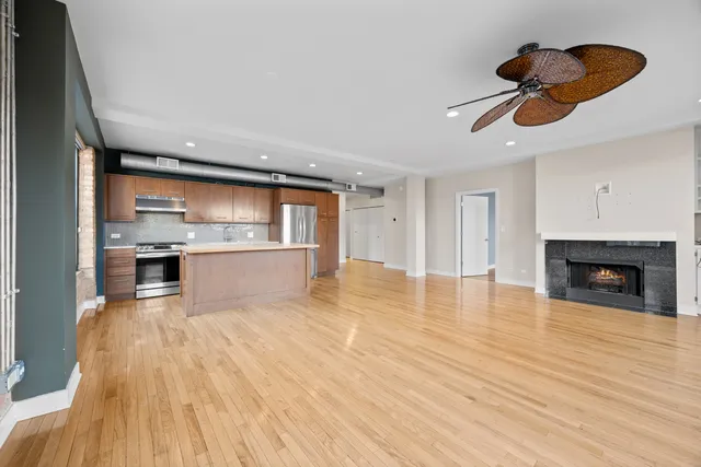 $4,600 | 1635 West Belmont Avenue, Unit 322, Chicago, IL 60657