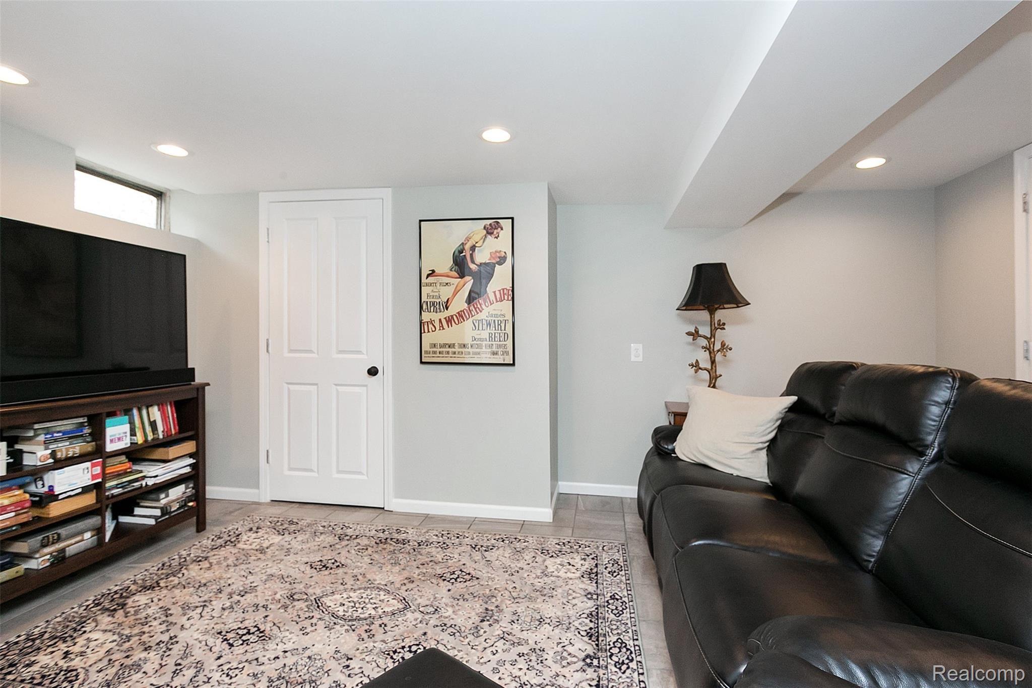 1591 Cambridge Road Berkley, MI 48072 - Photo 5 of 29 Finished Basement