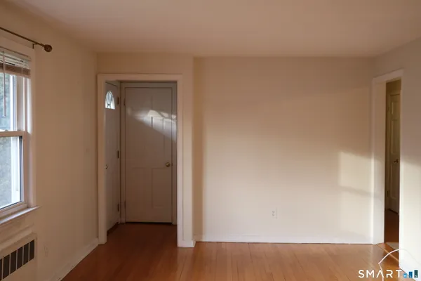 $2,900 | 69 Rentell Road, Hamden, CT 06514