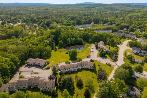$315,000 | 411 Ledgeview Drive, Rochester, NH 03839