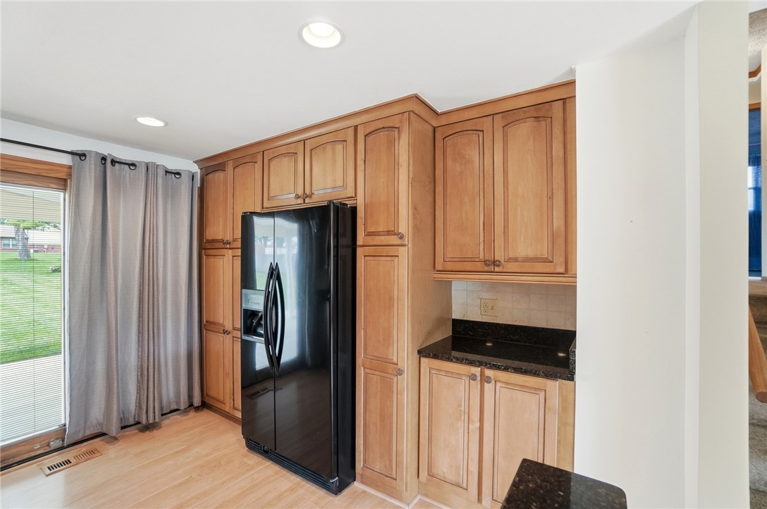 3711 Shakertown Road Beavercreek, OH 45430 - Photo 5 of 58 Gallery Image 5