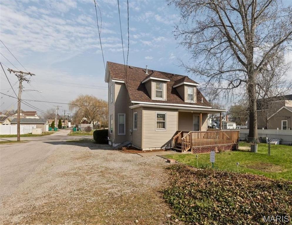 319 South Cherry Street O'Fallon, IL 62269 - Photo 37 of 44
