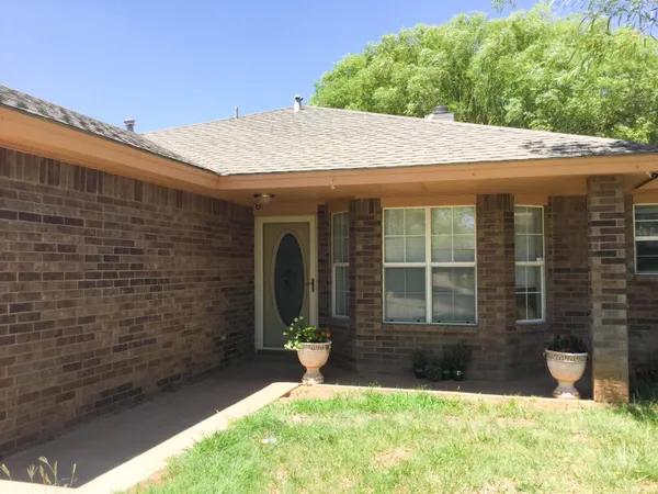 $1,525 | 6230 6th Street, Lubbock, TX 79416