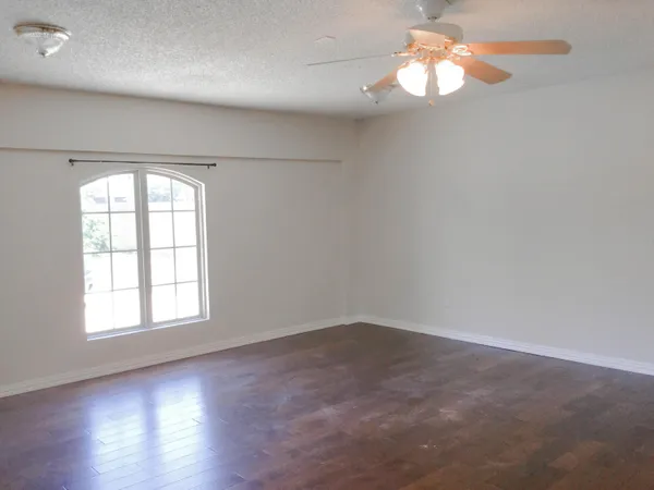 $1,525 | 6230 6th Street, Lubbock, TX 79416