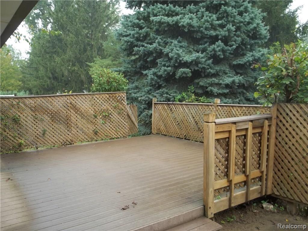 39668 Pinebrook Drive Sterling Heights, MI 48310 - Photo 27 of 28 000_0013.JPG