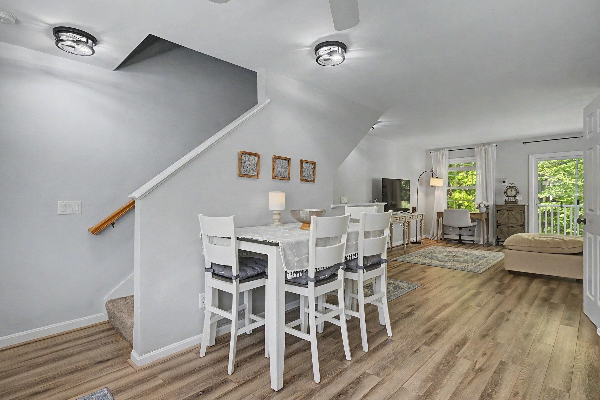 1029 South Mammoth Road, Unit 15 Manchester, NH 03109 - Photo 12 of 37