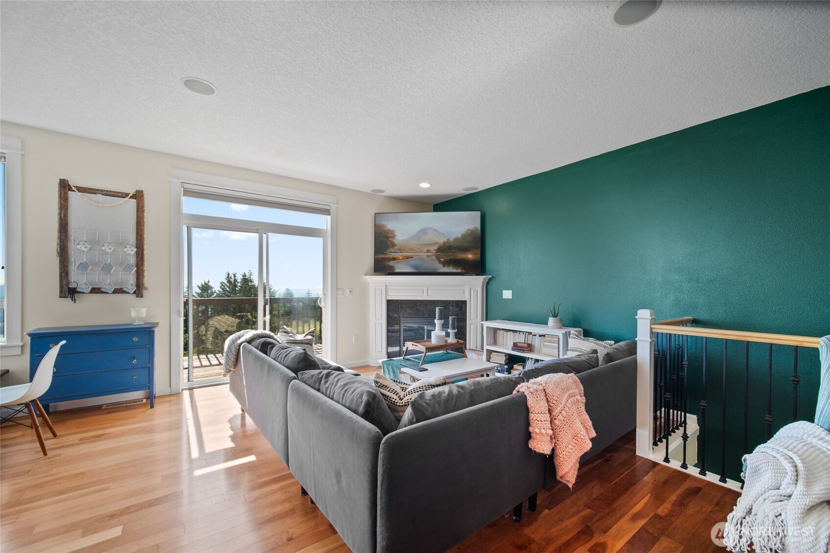 172 Blackjack Drive Kalama, WA 98625 - Photo 14 of 40 a living room with furniture and a fireplace