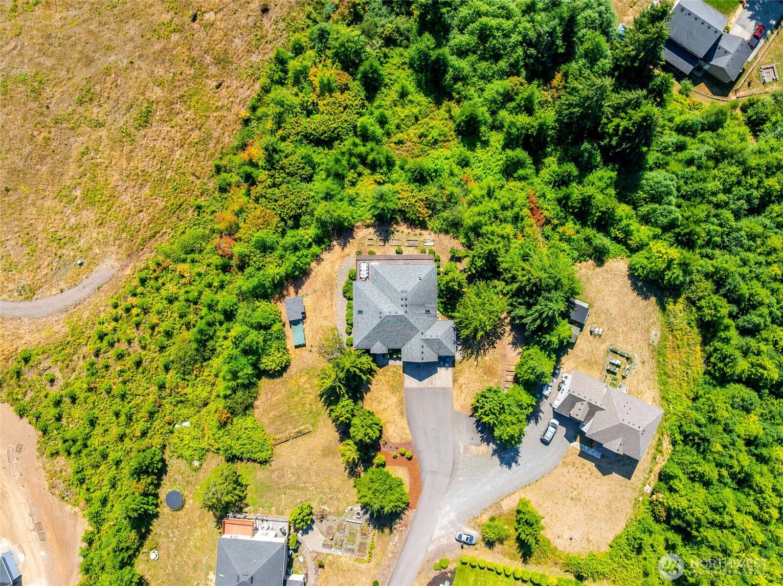 172 Blackjack Drive Kalama, WA 98625 - Photo 37 of 40 an aerial view of a house with a yard