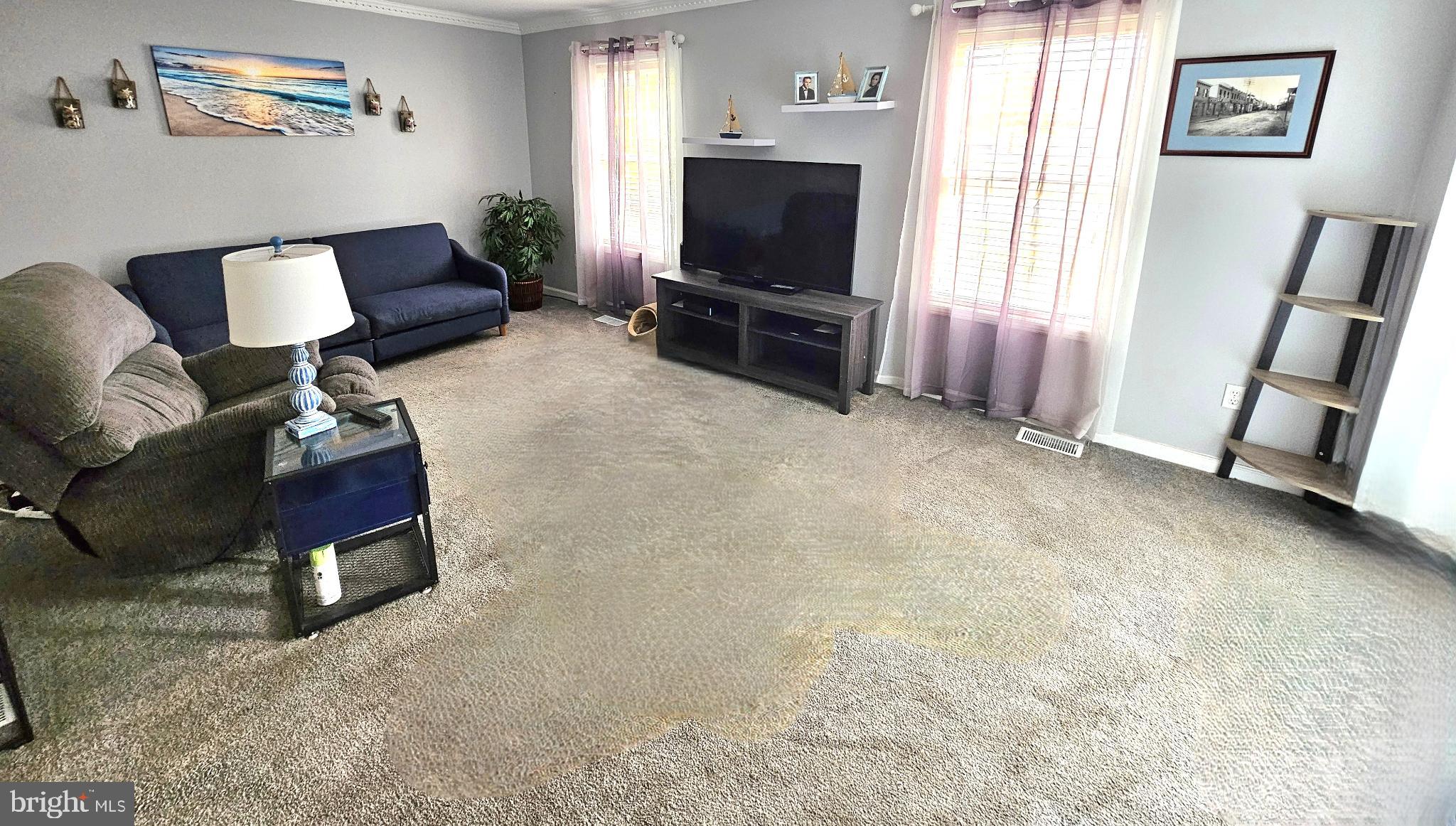 103 State Street Elkton, MD 21921 - Photo 4 of 20 Spacious living area with natural light.