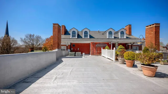 $1,350,000 | 110 North Court Street, Frederick, MD 21701