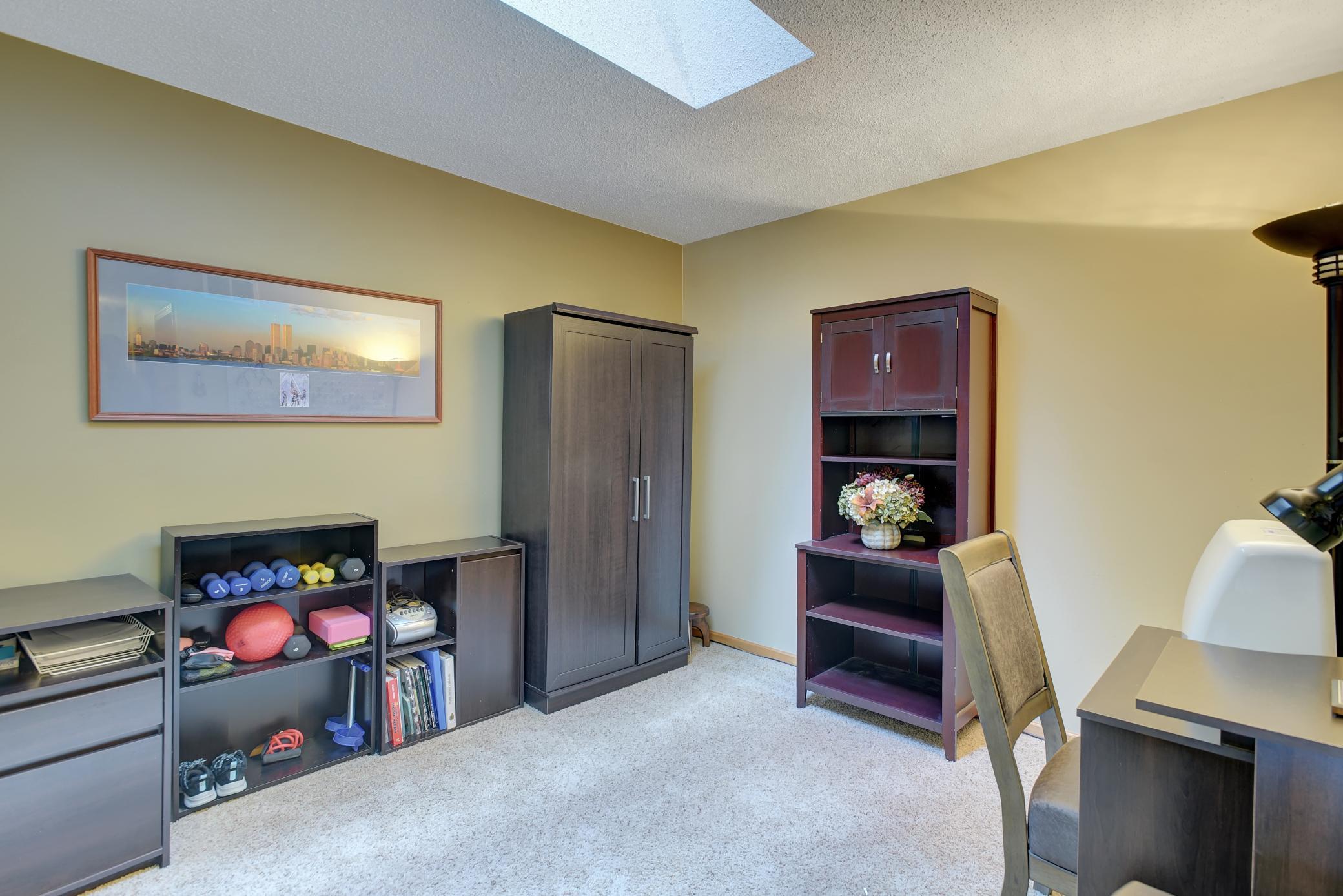 1644 Meadow Place Shakopee, MN 55379 - Photo 10 of 24