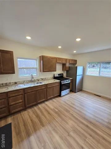 $162,900 | 125 South Hesperia Street, Collinsville, IL 62234