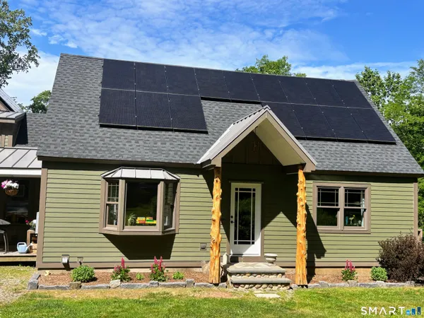 $3,200 | 47 Comstock Avenue, Essex, CT 06442