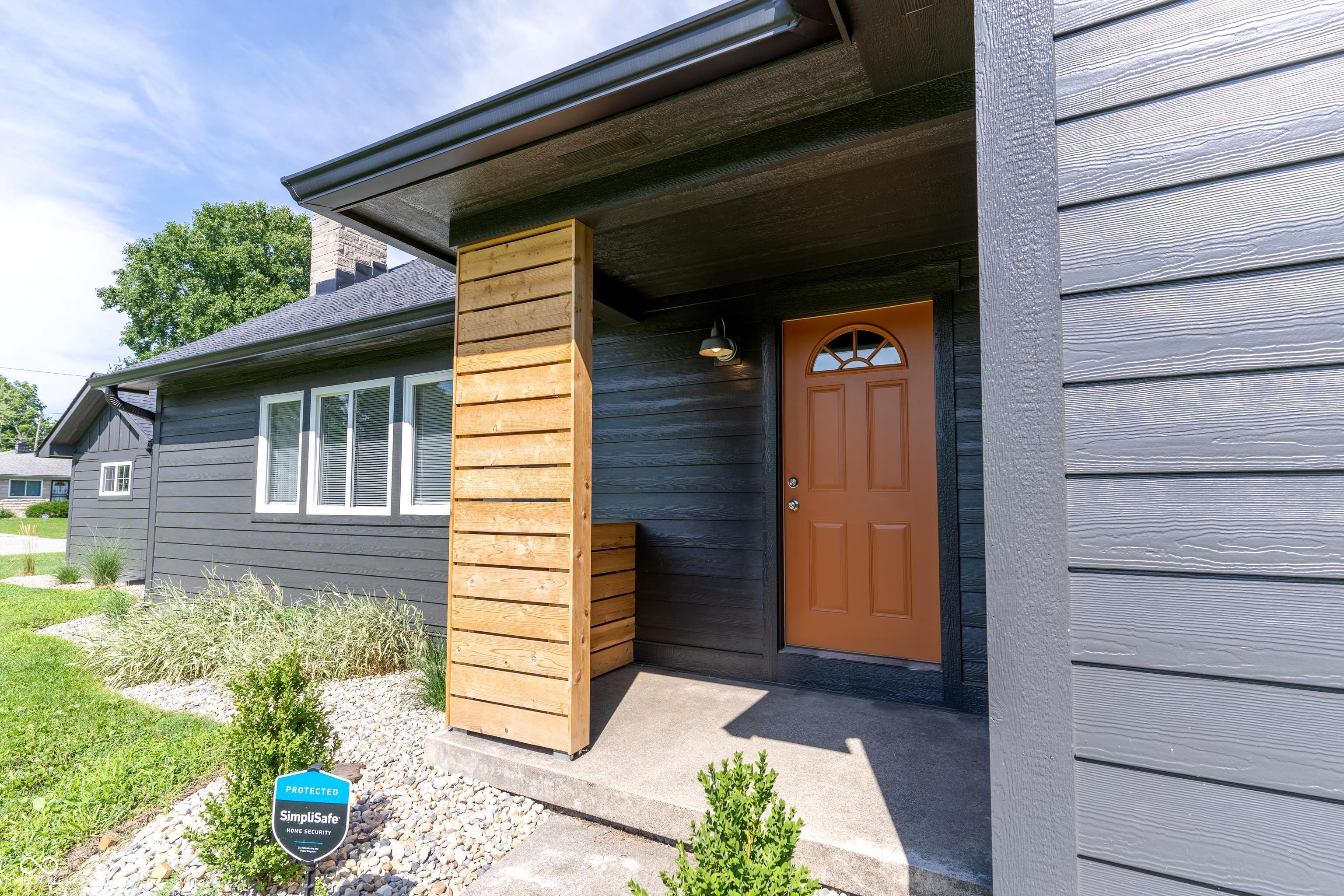 6555 Michigan Road Indianapolis, IN 46268 - Photo 2 of 22 Gallery Image 2