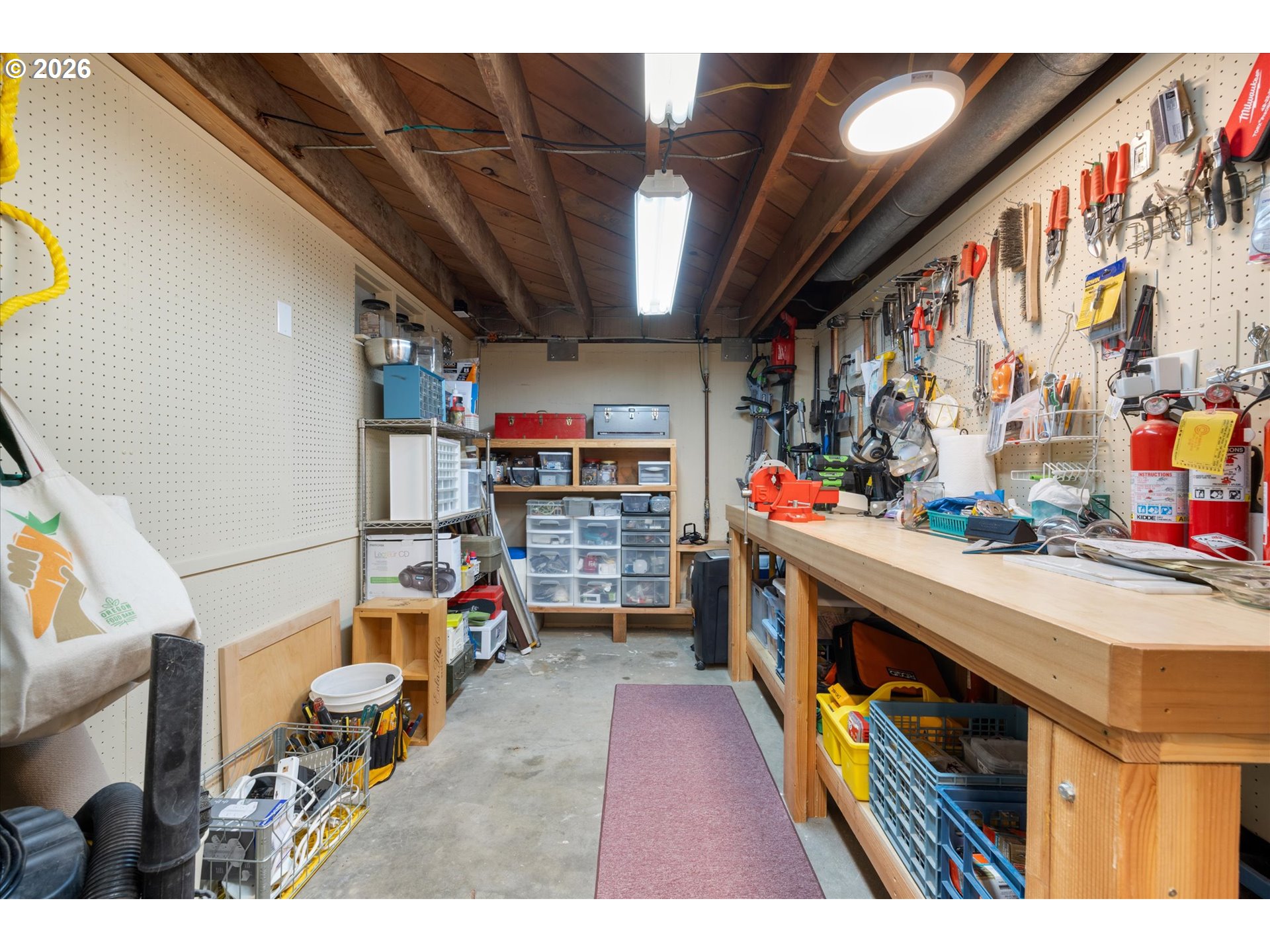 8108 Southwest 9th Avenue Portland, OR 97219 - Photo 33 of 40 Workshop