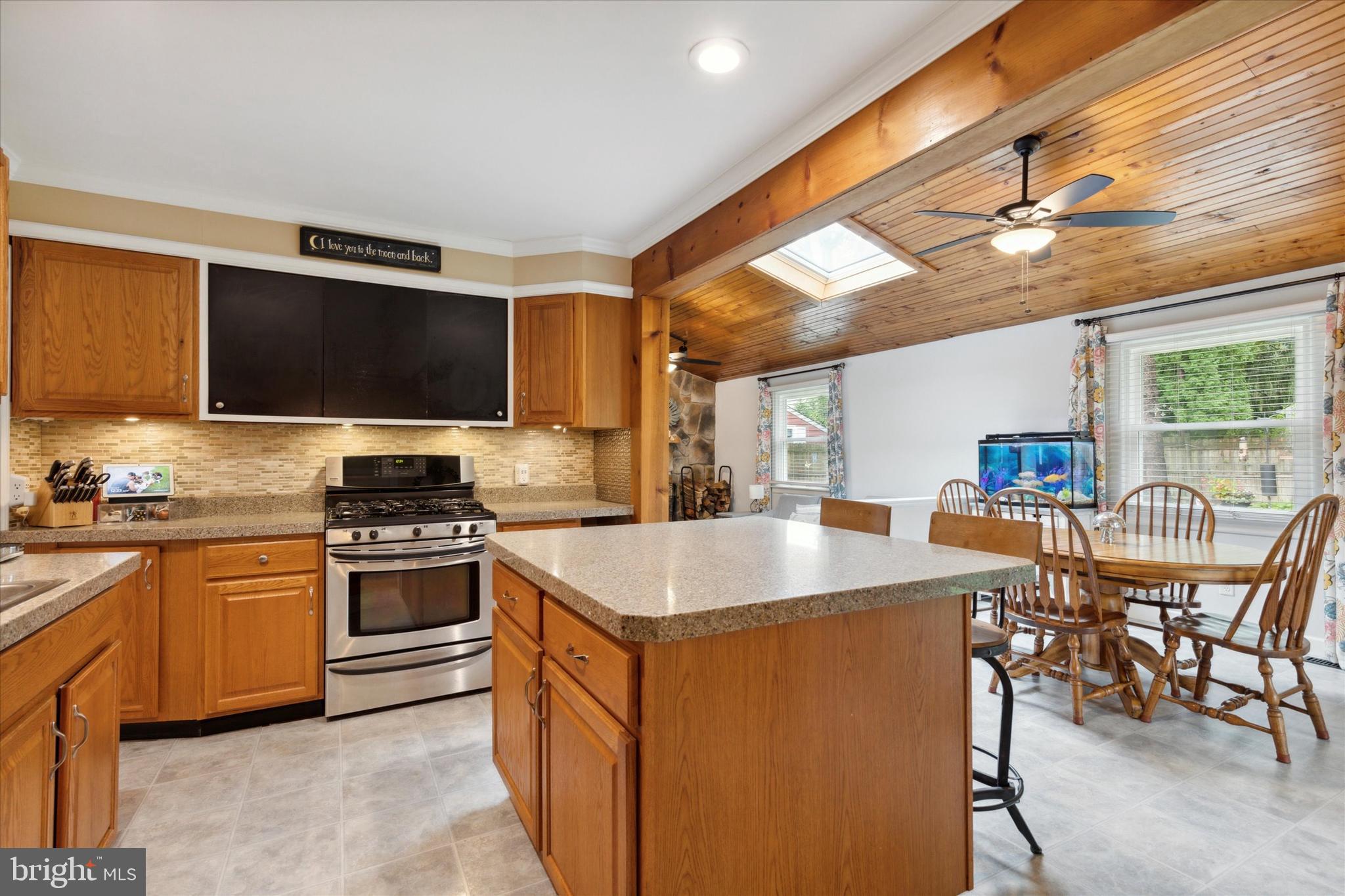 83 Tee Road Oreland, PA 19075 - Photo 14 of 55