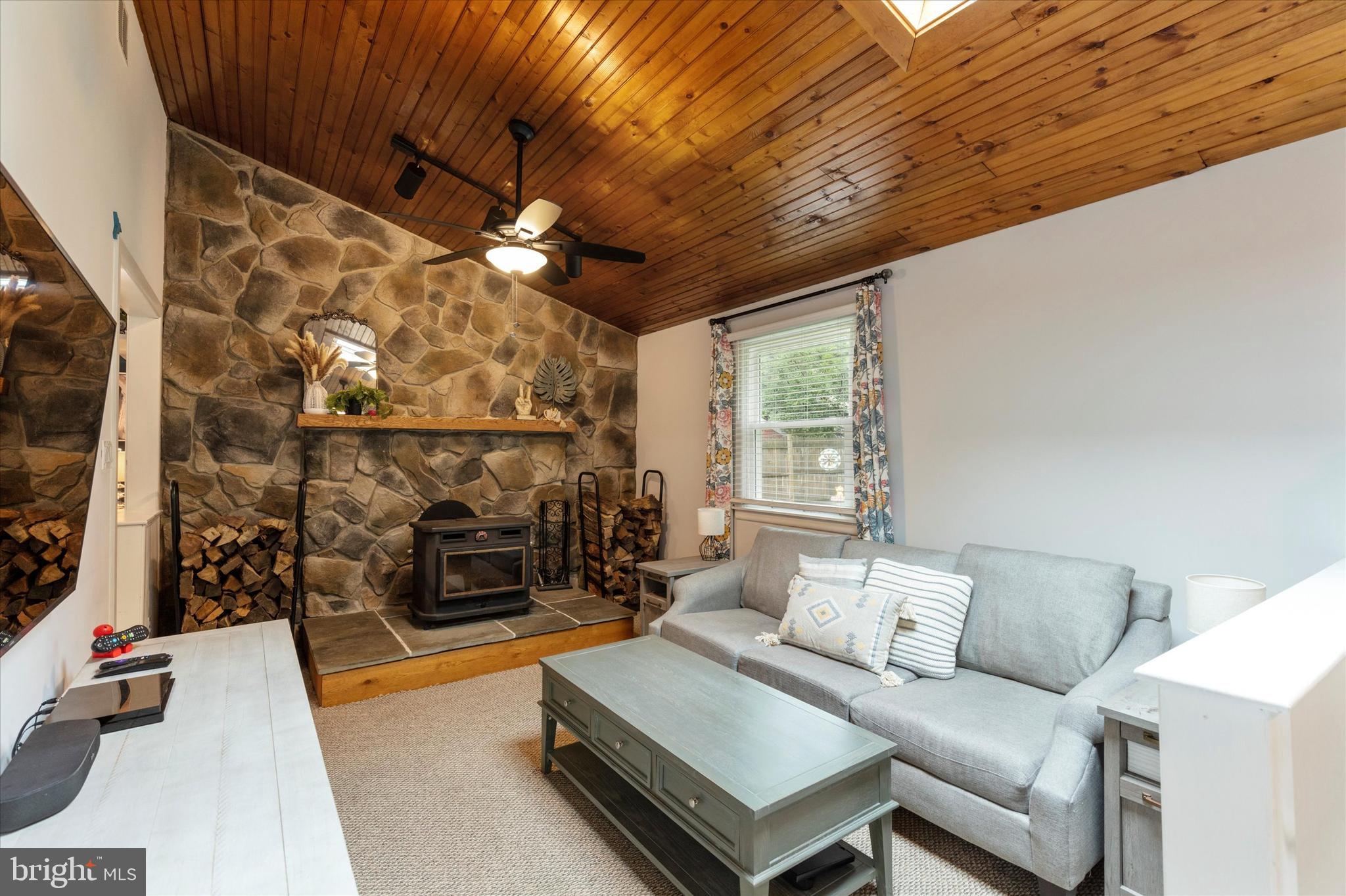 83 Tee Road Oreland, PA 19075 - Photo 22 of 55