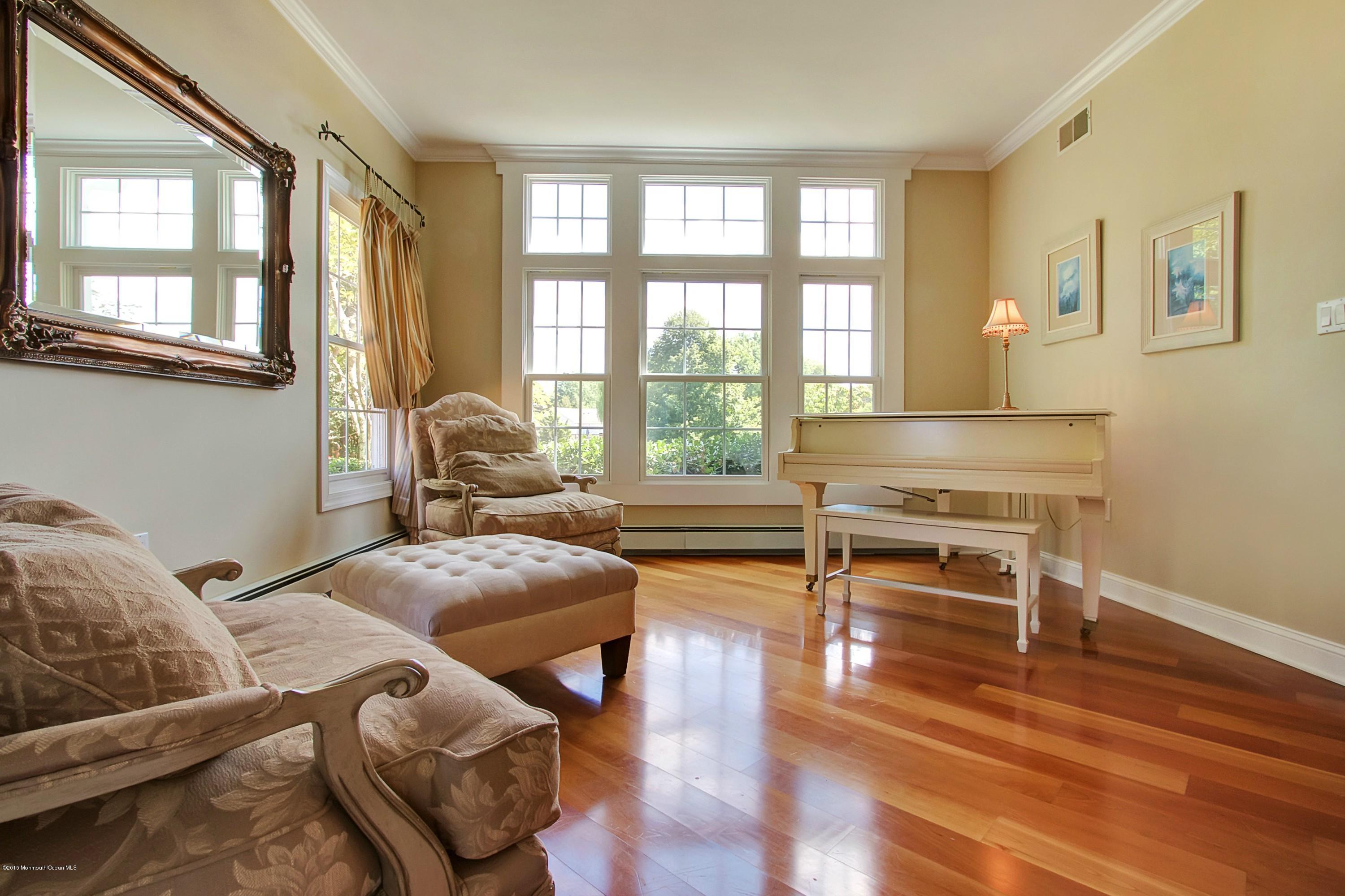 1623 Martin Road Neptune, NJ 07753 - Photo 10 of 36 010-177944-IMG_0996_3566938