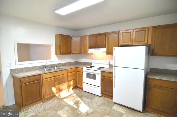 $1,595 | 22095 Spring Valley Drive, Lexington Park, MD 20653